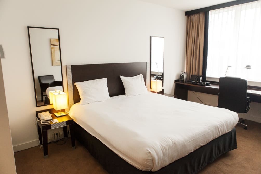 Nice - Bruxelles - Hotel Progress