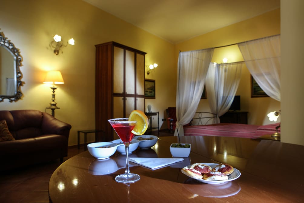 Marseille - Naples - Grand Hotel Capodimonte Napoli