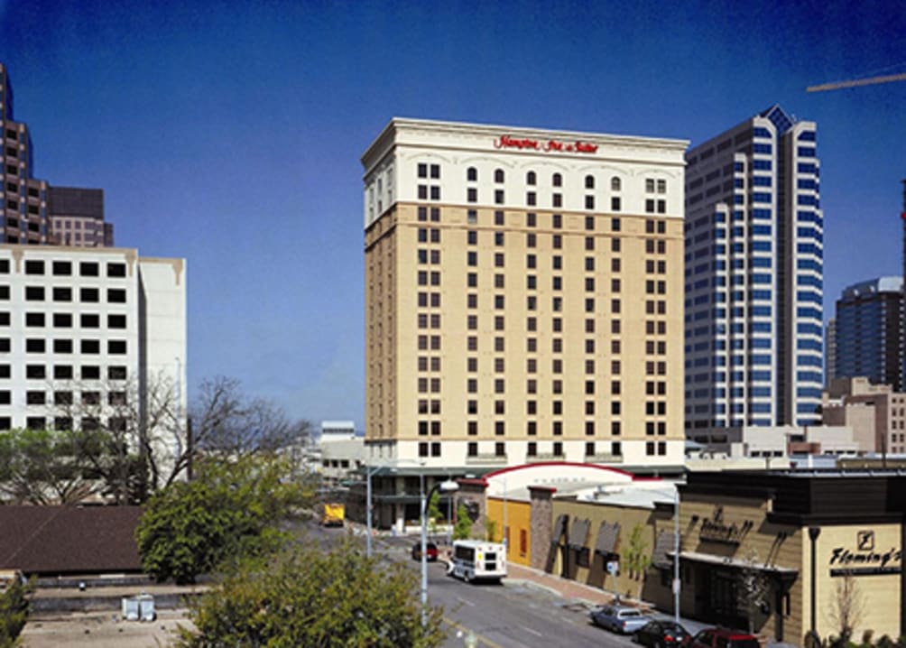 Hampton Inn & Suites Austin-Downtown/Convention Center, TX 2