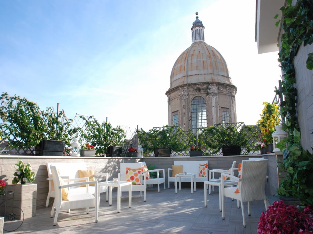 Marseille - Naples - Hotel San Pietro