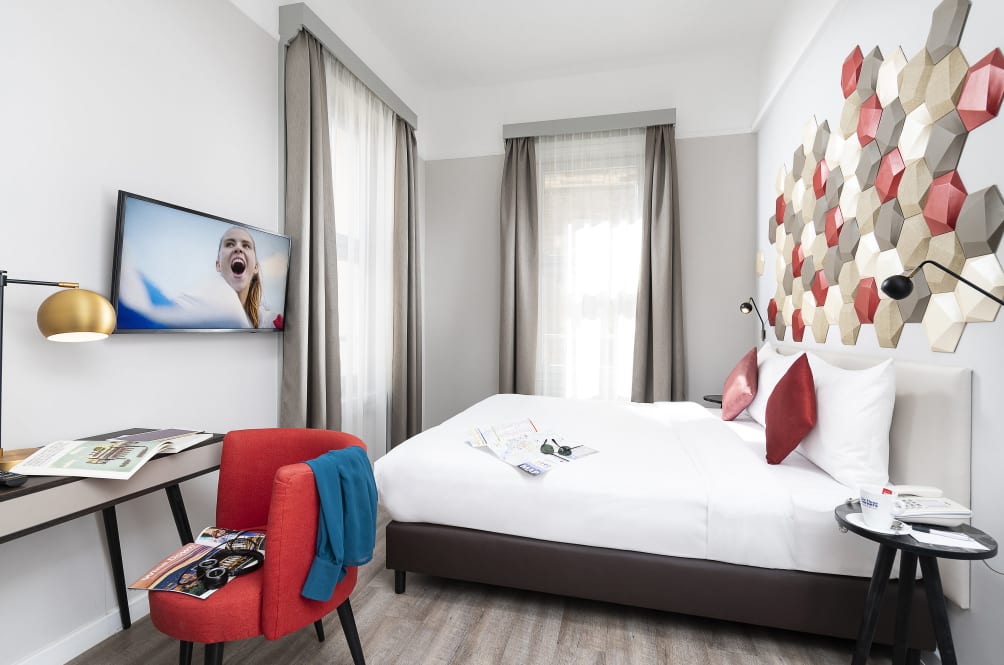 Strasbourg - Budapest - The Three Corners Hotel Art