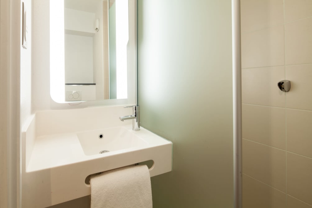 B&B Hôtel Paris Porte Des Lilas, Paris Meilleures offres