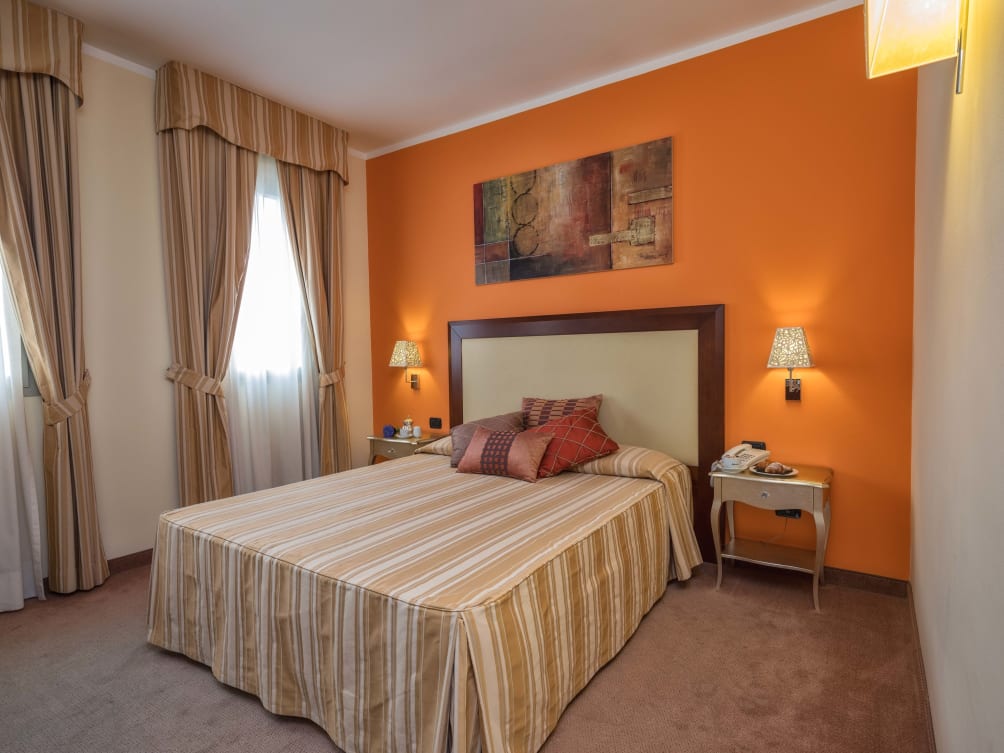 Bâle Mulhouse - Sardaigne - Hotel For You