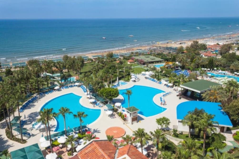 Istanbul - Antalya - Iz Flower Side Beach Hotel