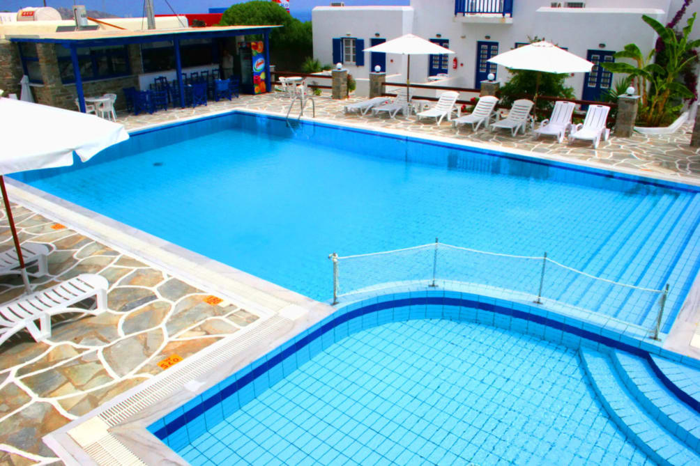 Paris - Paros - Arkoulis Hotel