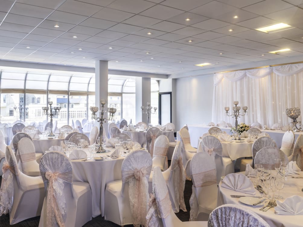 Mercure Bedford Centre Hotel, Bedford | Best deals | lastminute.com