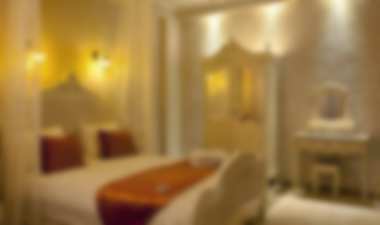 

Business 4-star hotel with swimming pool near 4Levent