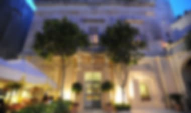 

Luxury, historical hotel offerering breathtaking views