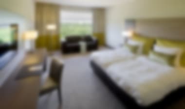 

Stylish hotel with skyline-view spa near airport