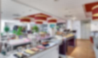 

Great deal outside the city centre, with access to Bastille by metro