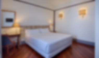 

Refined Riverside 4-star Hotel