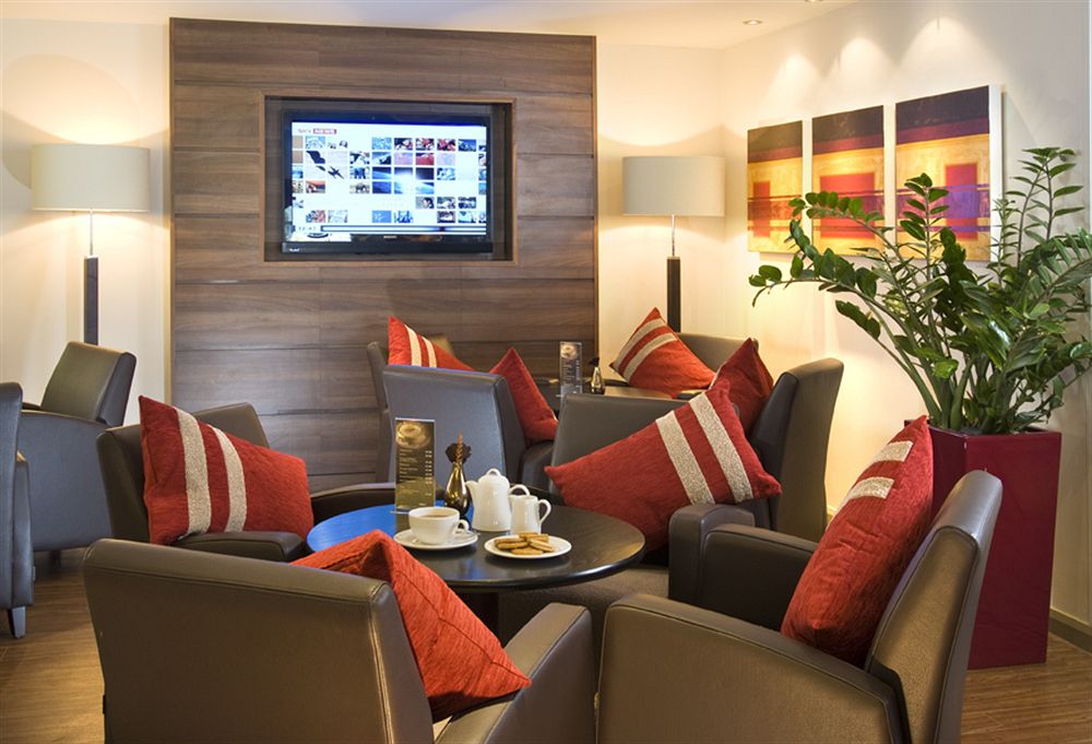 

Milano - Bristol - Holiday Inn Express Bristol - Filton