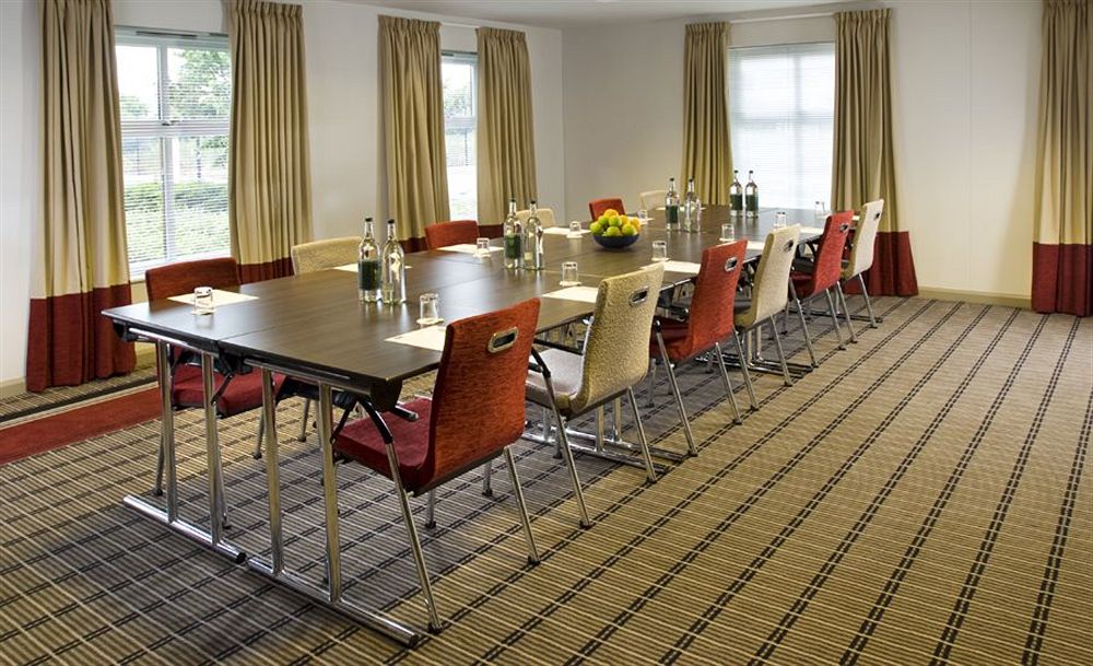 

Milano - Bristol - Holiday Inn Express Bristol - Filton