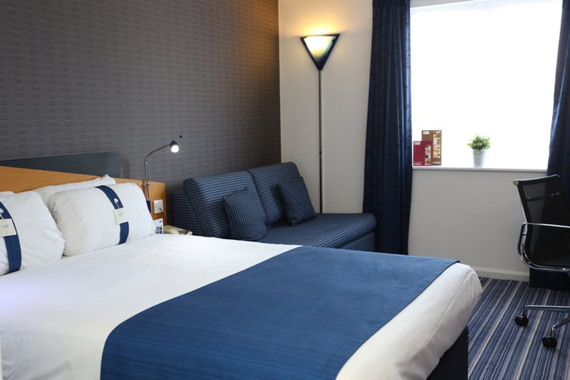 

Torino - Manchester - Holiday Inn Express MANCHESTER - EAST