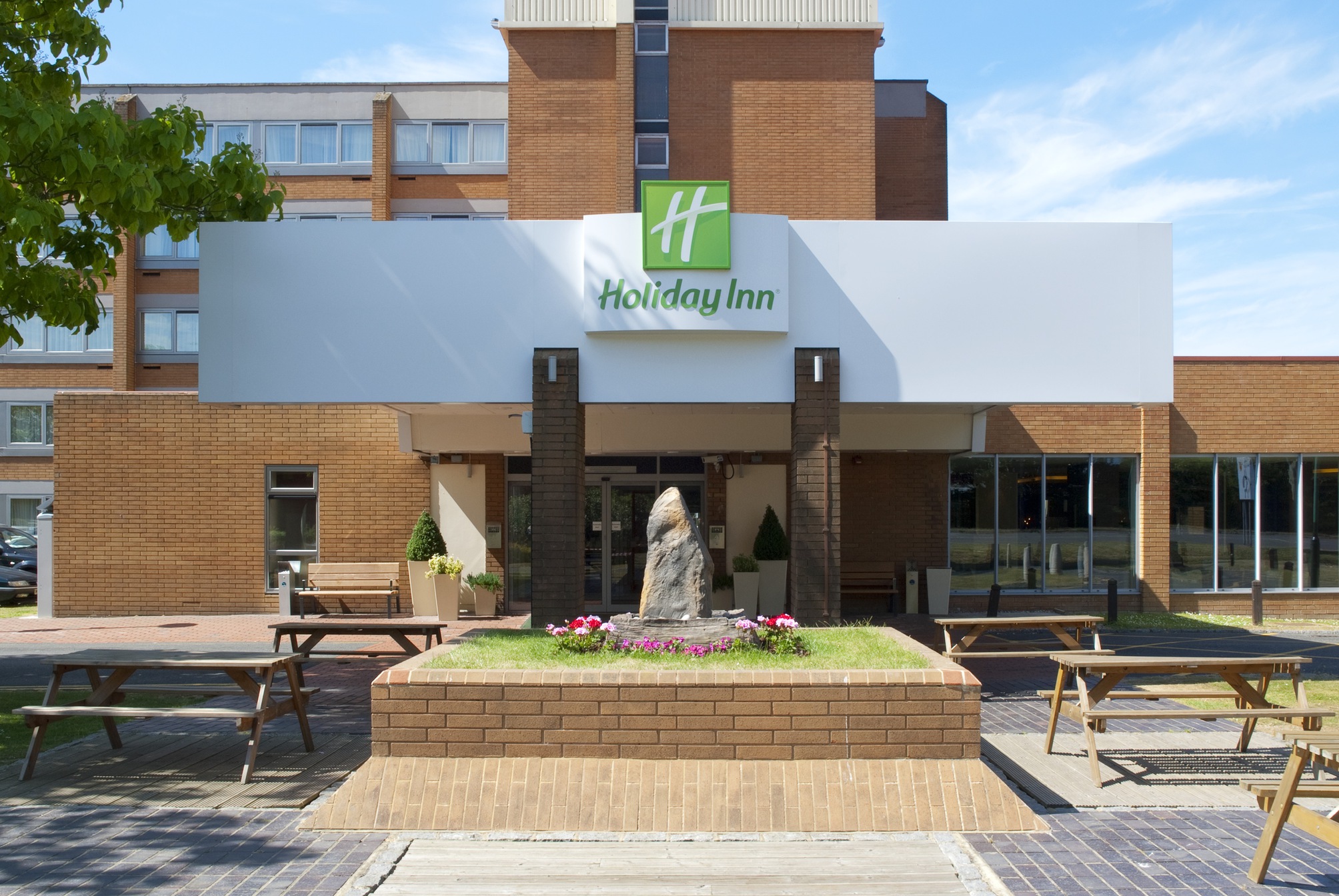 

Napoli - Crawley - Holiday Inn London - Gatwick Airport