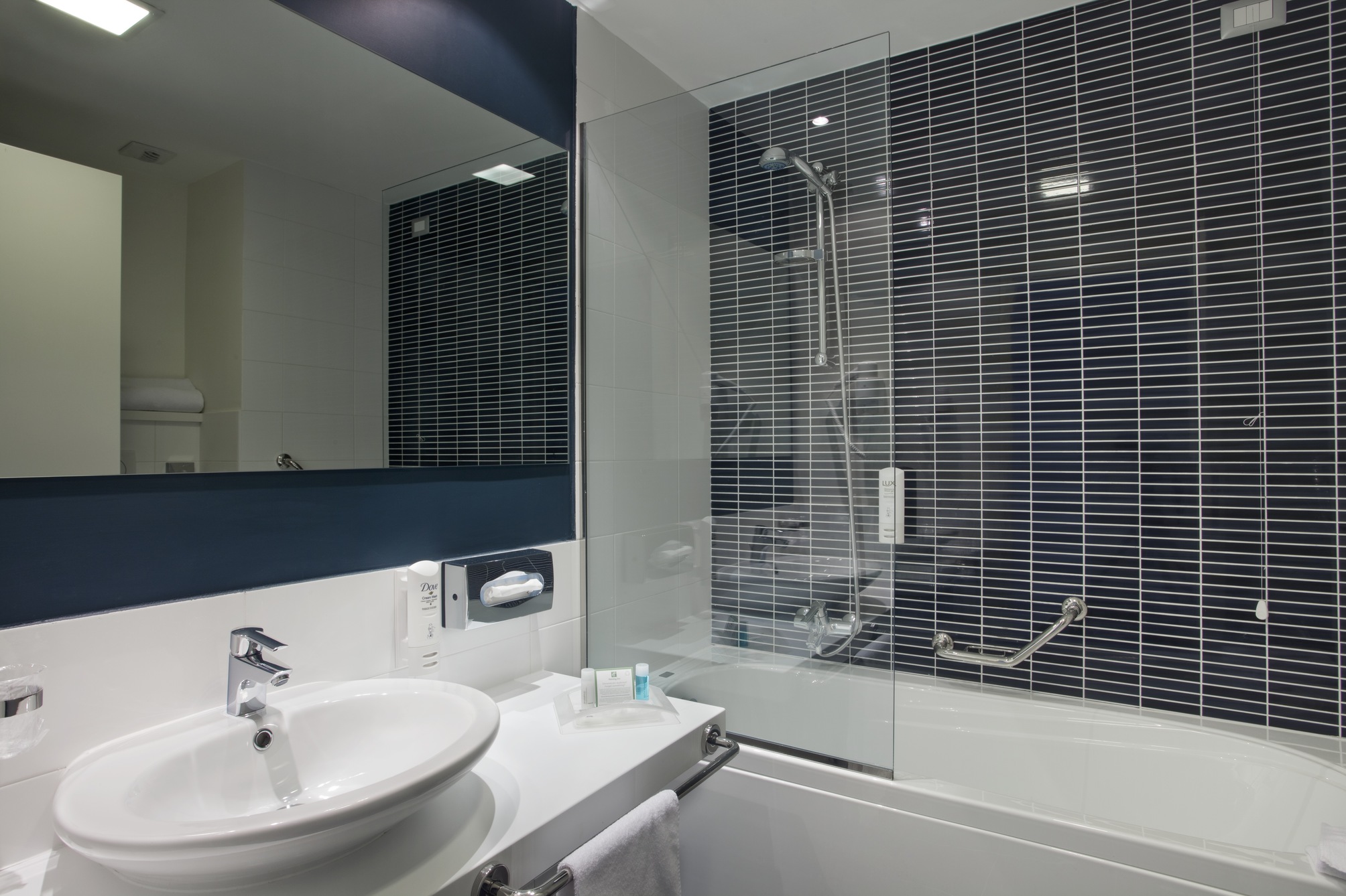 

Brindisi - Milano - Holiday Inn NORD-ZARA