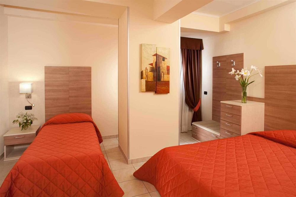 

Milano - Marco Simone - Hotel Domidea