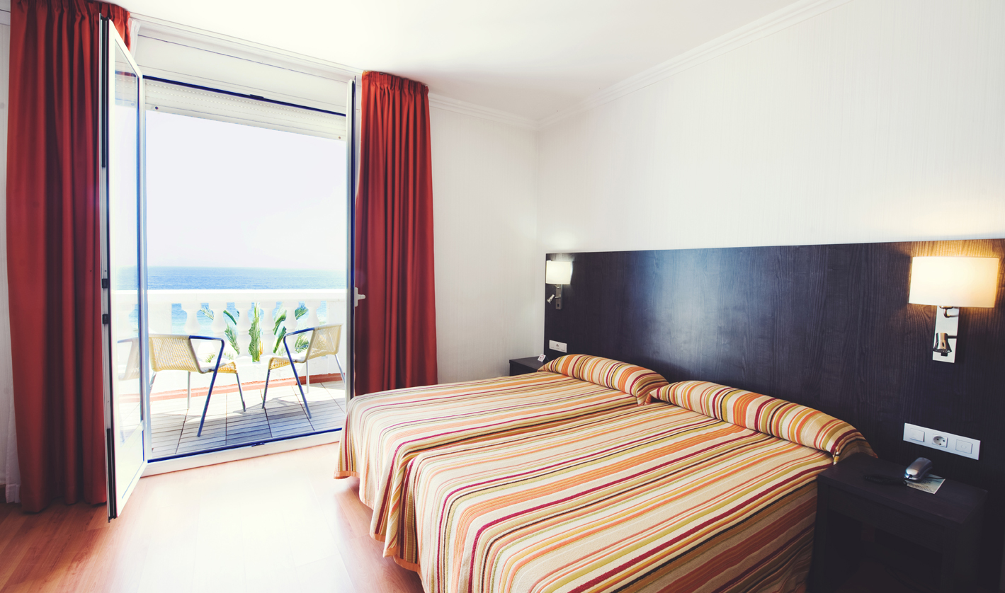 

Napoli - Badalona - Hotel Miramar Badalona