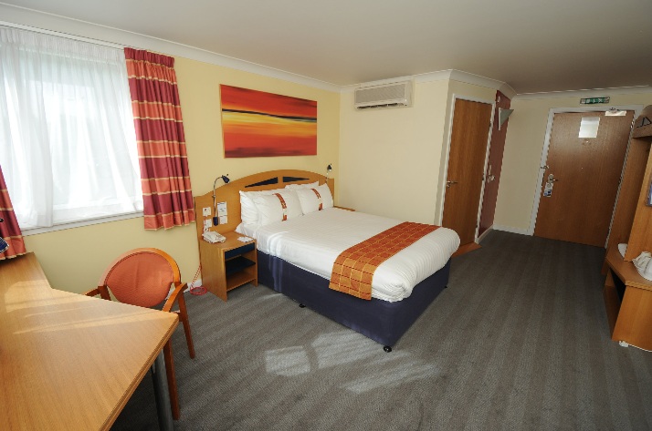 

Bologna - Glasgow - Holiday Inn Express GLASGOW AIRPORT