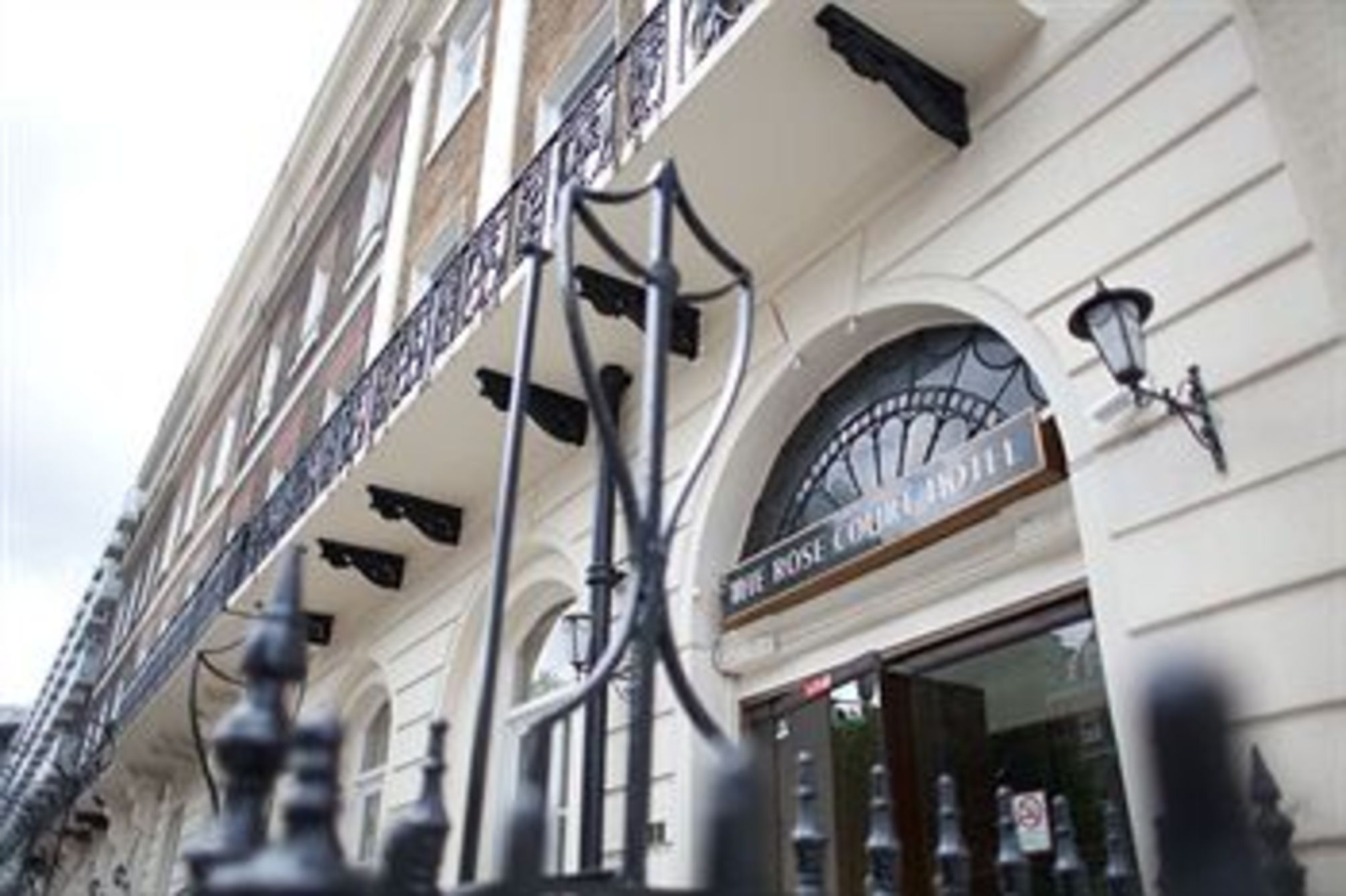 London - Rose Court Hotel