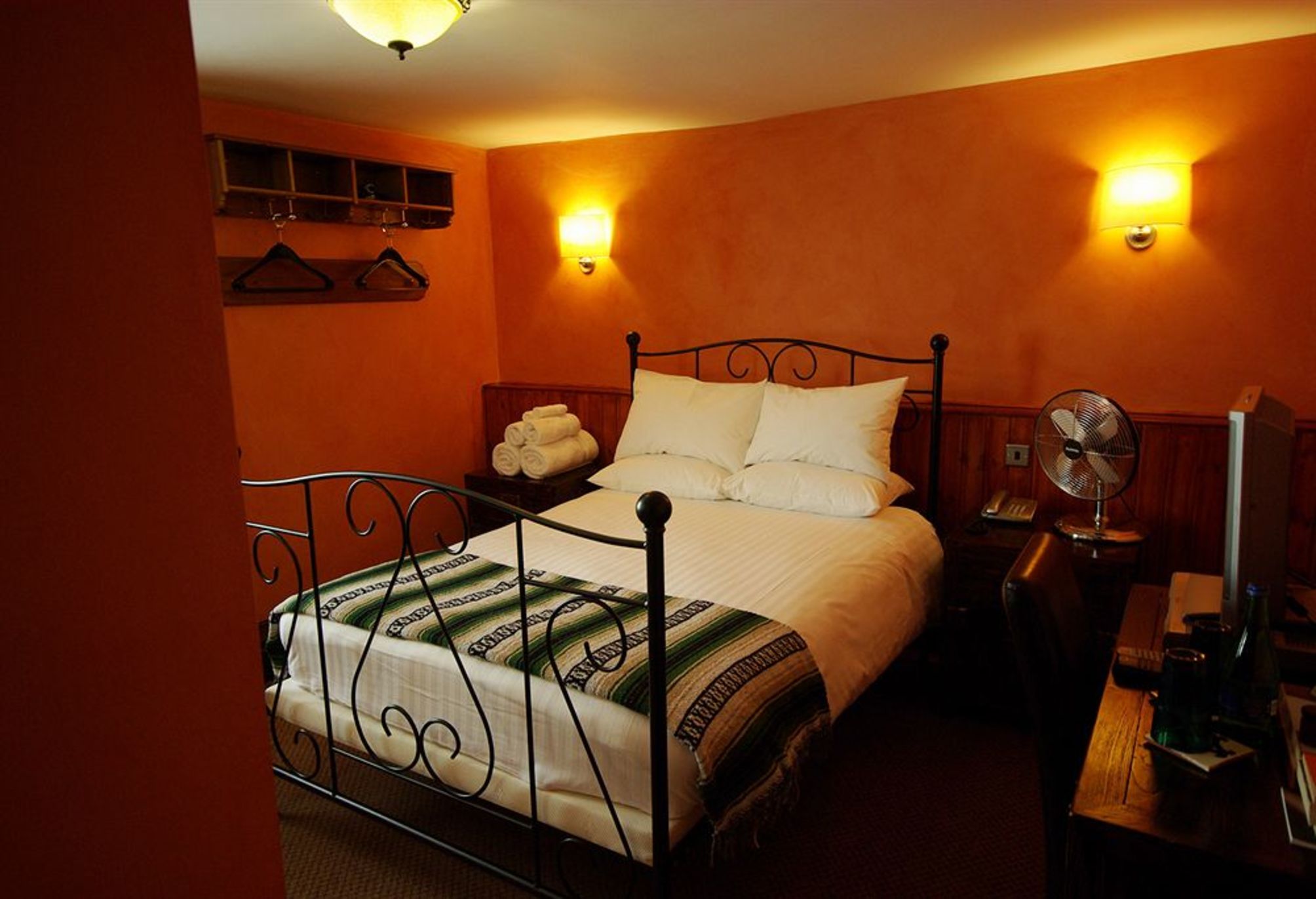 

Napoli - Londra - Church Street Hotel by Belvilla