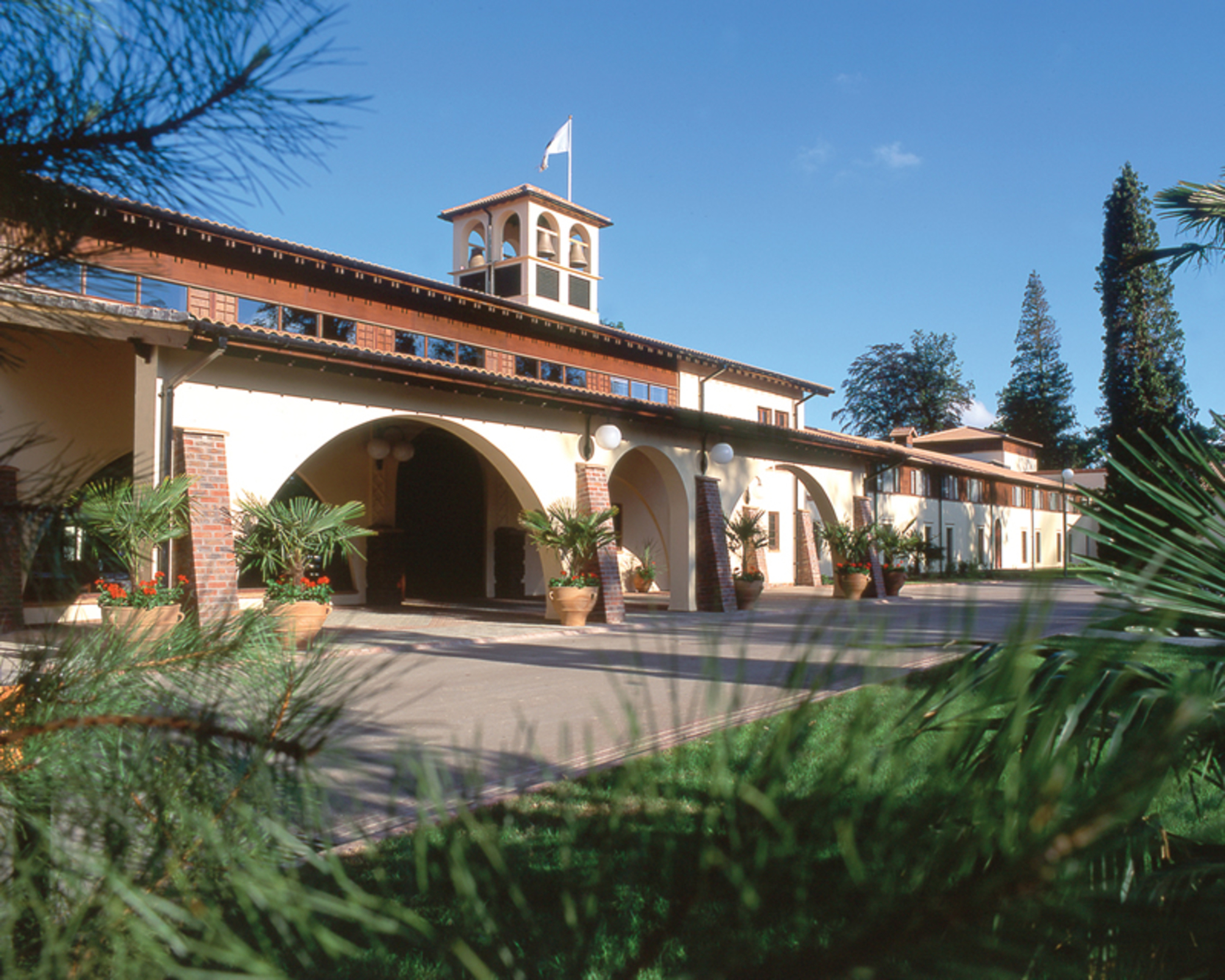 

Napoli - Horley - Europa Gatwick Hotel & Spa