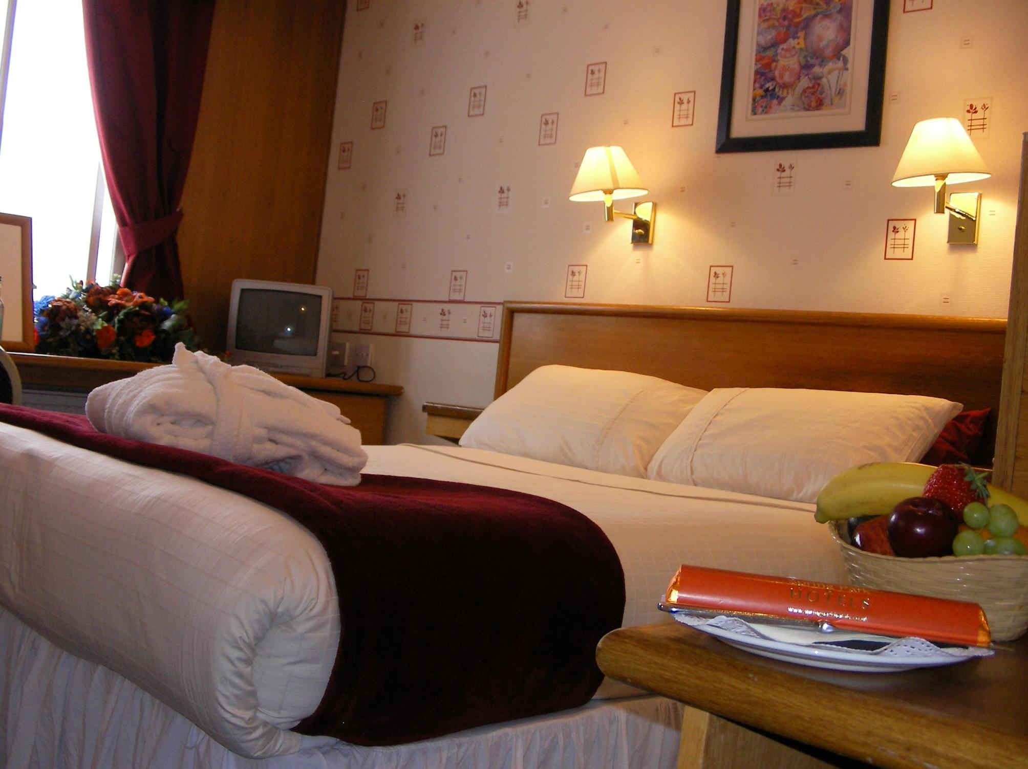 

Roma - Crawley - Russ Hill Hotel