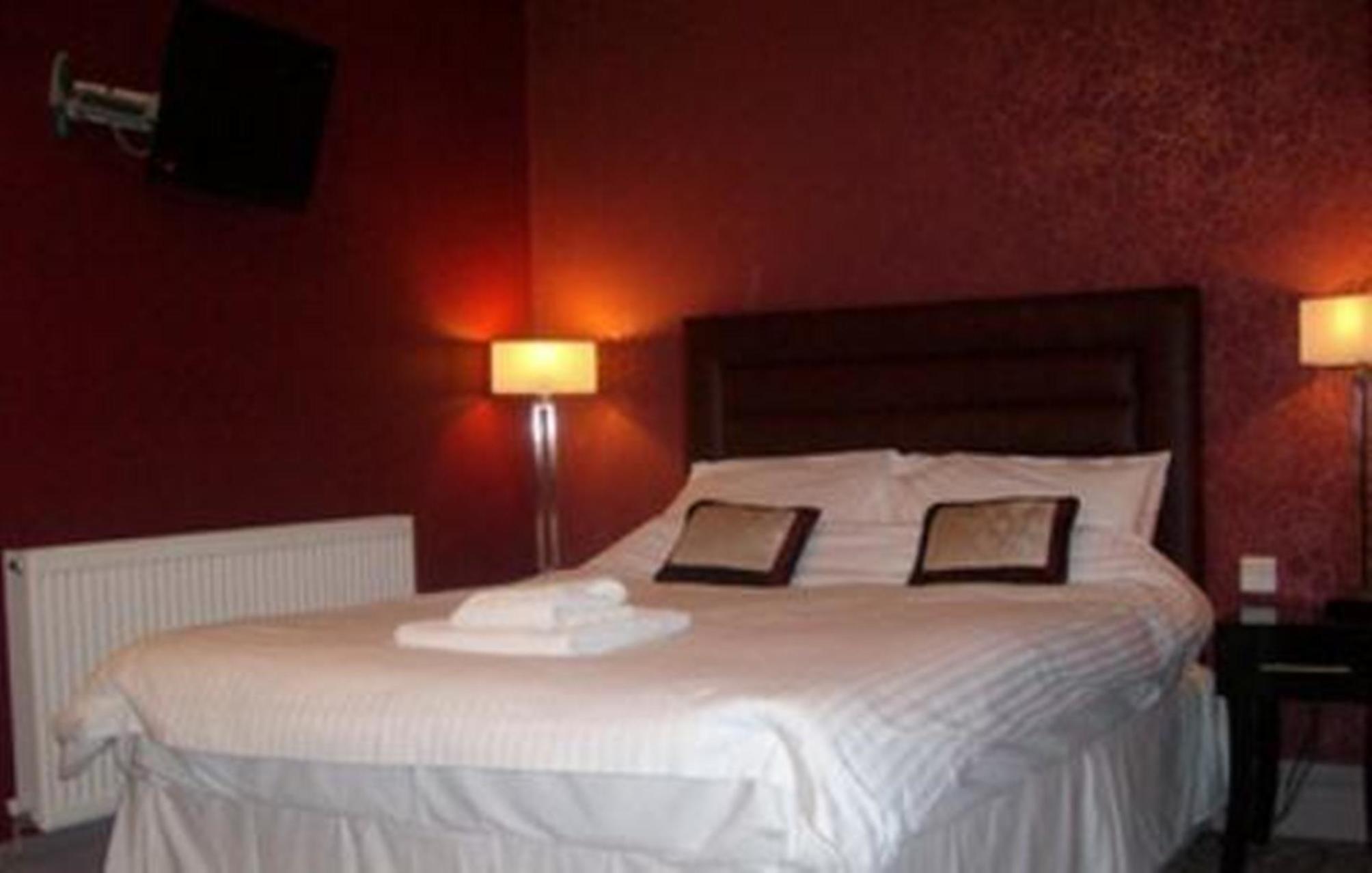 

Milano - Manchester - The Gardens Hotel