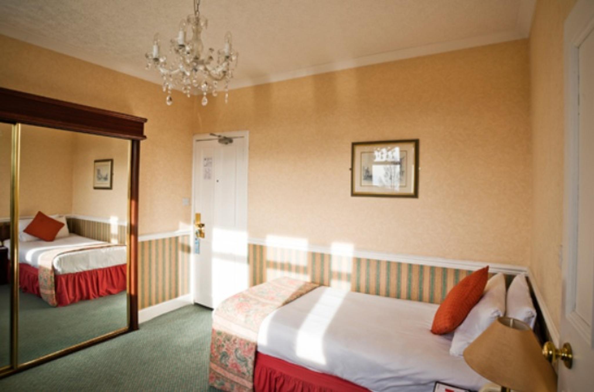 

Catania - Edimburgo - Braid Hills Hotel