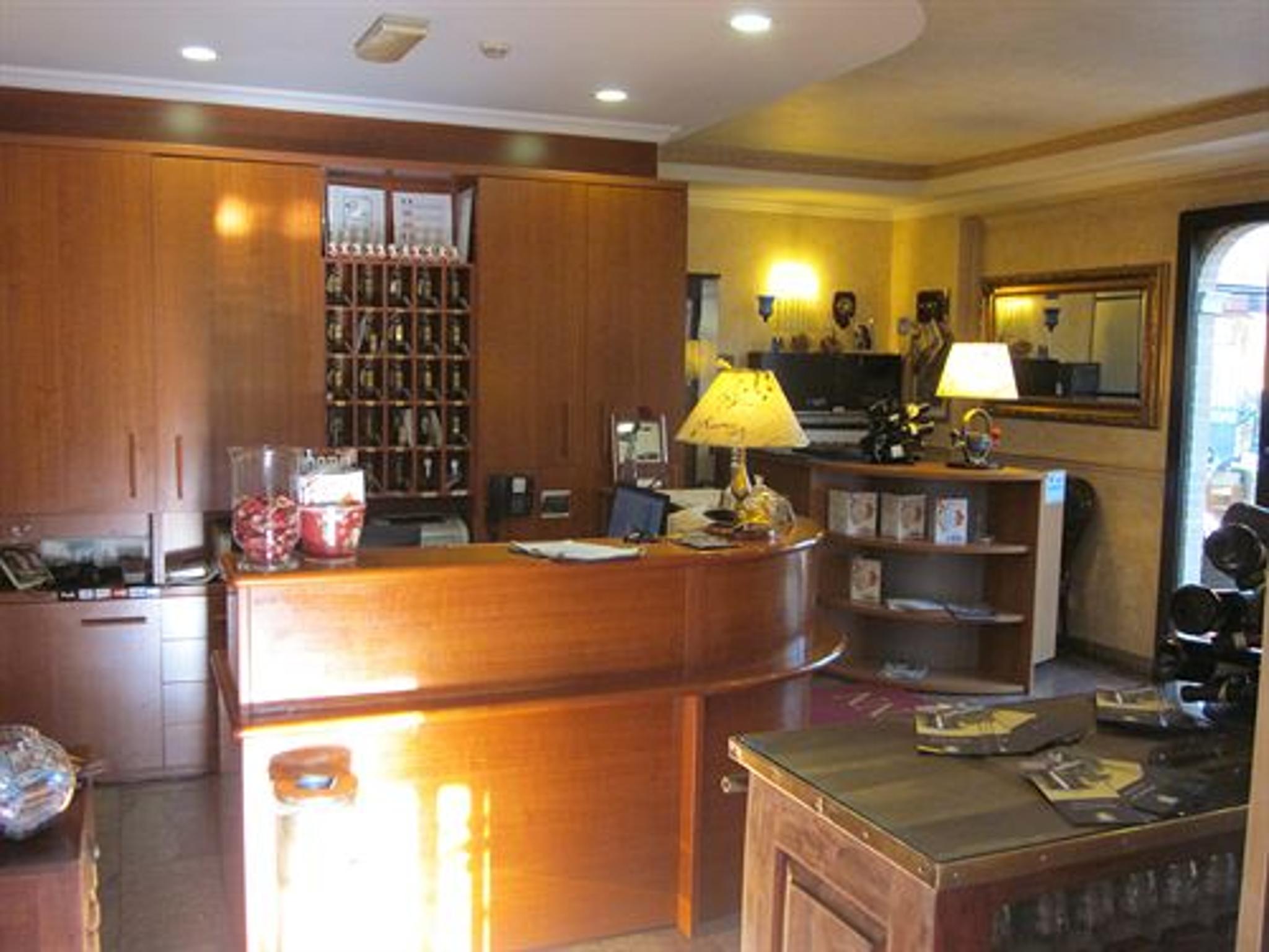 

Palermo - Ostia Lido - EURO HOUSE INN airport