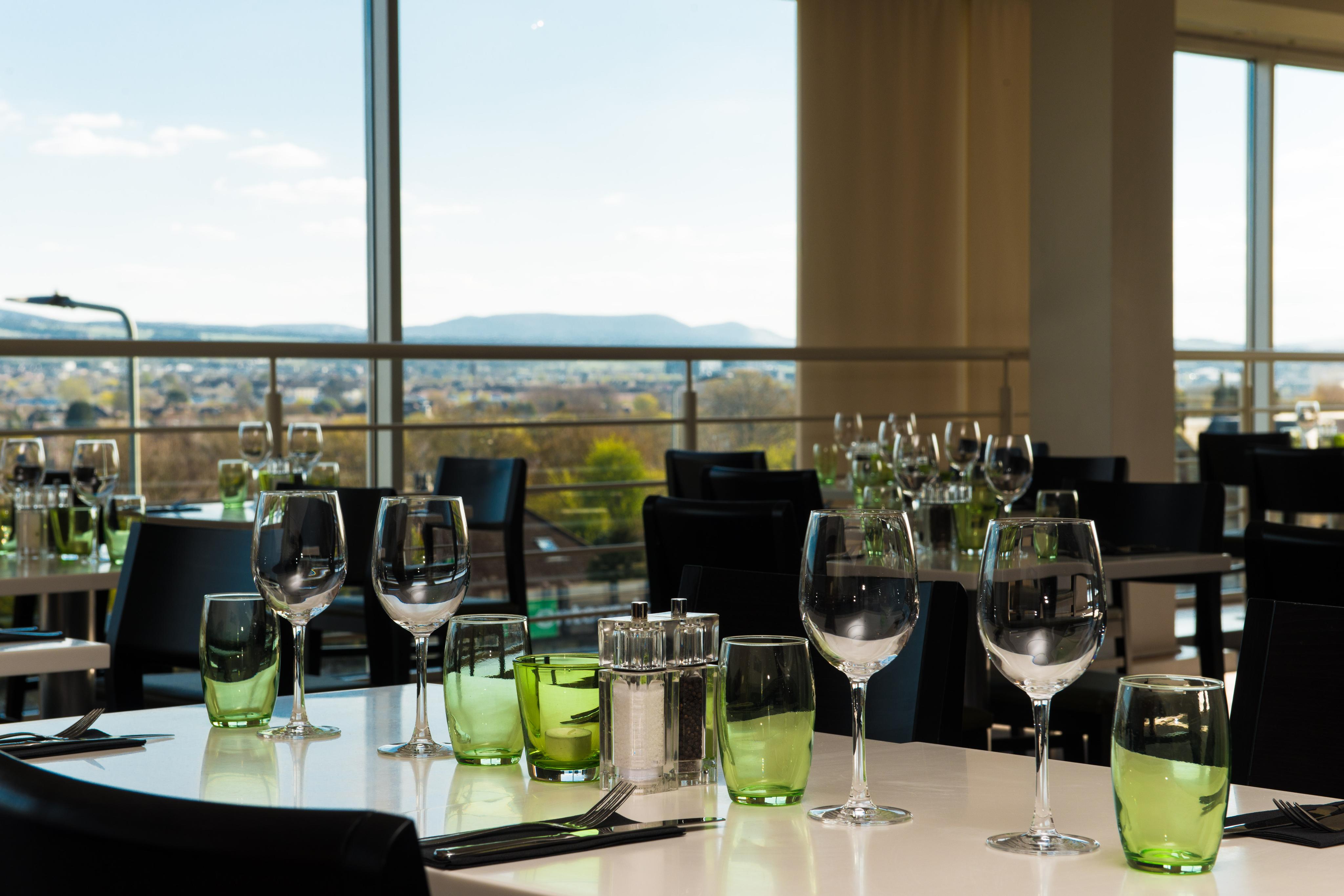

Lamezia Terme - Scozia, Regno Unito - Holiday Inn Edinburgh