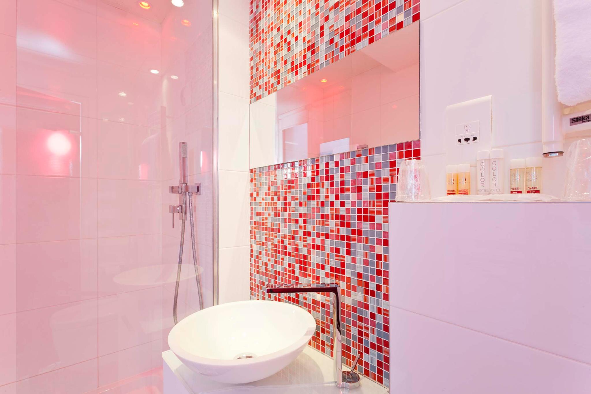 

Roma - Bobigny - Color Design Hotel