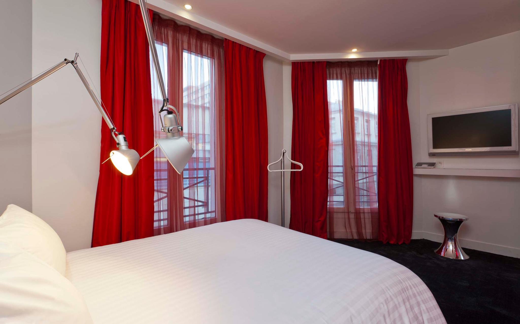 

Napoli - Creteil - Color Design Hotel