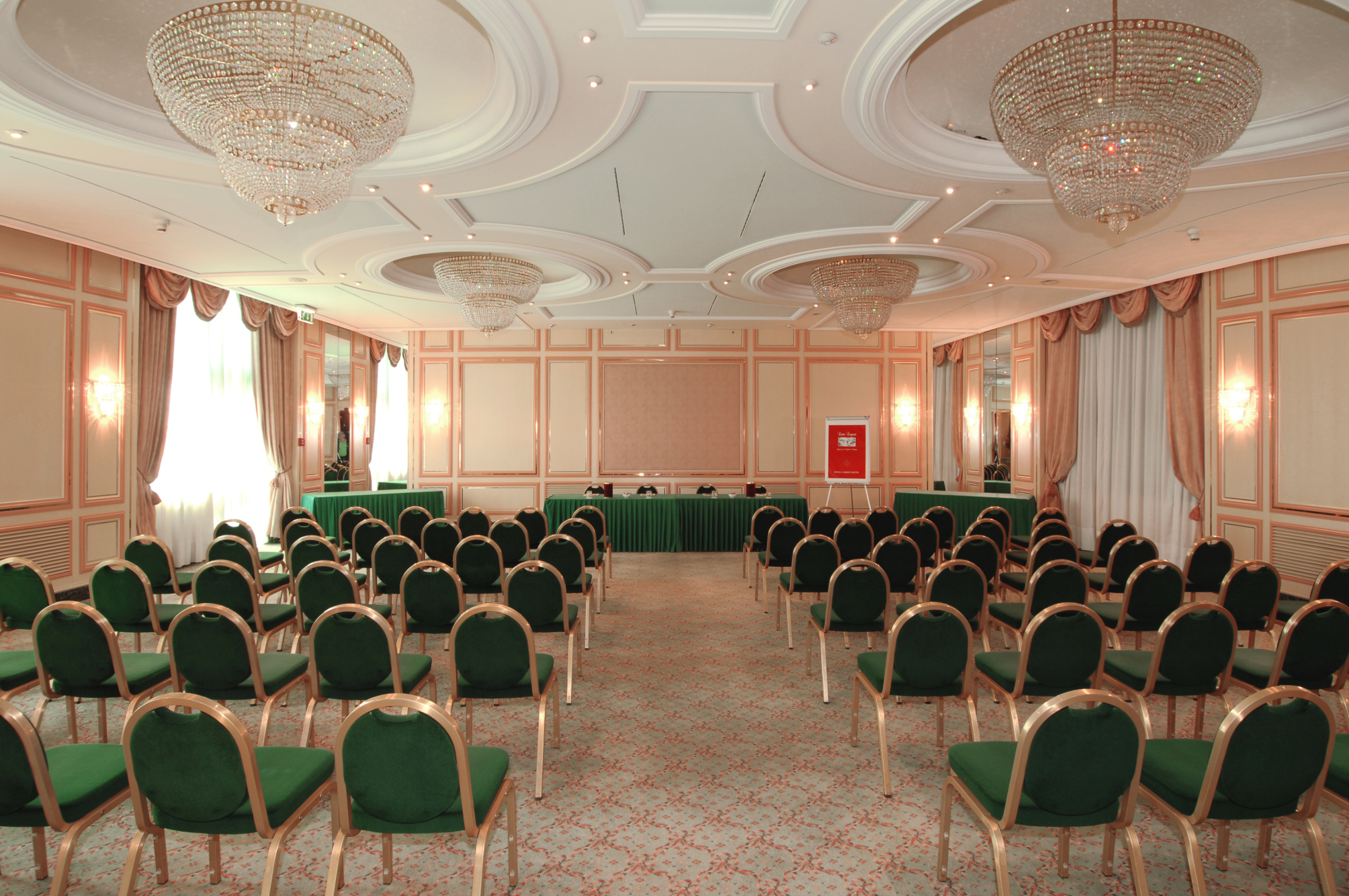 

Napoli - Pieve Emanuele - Royal Garden Hotel