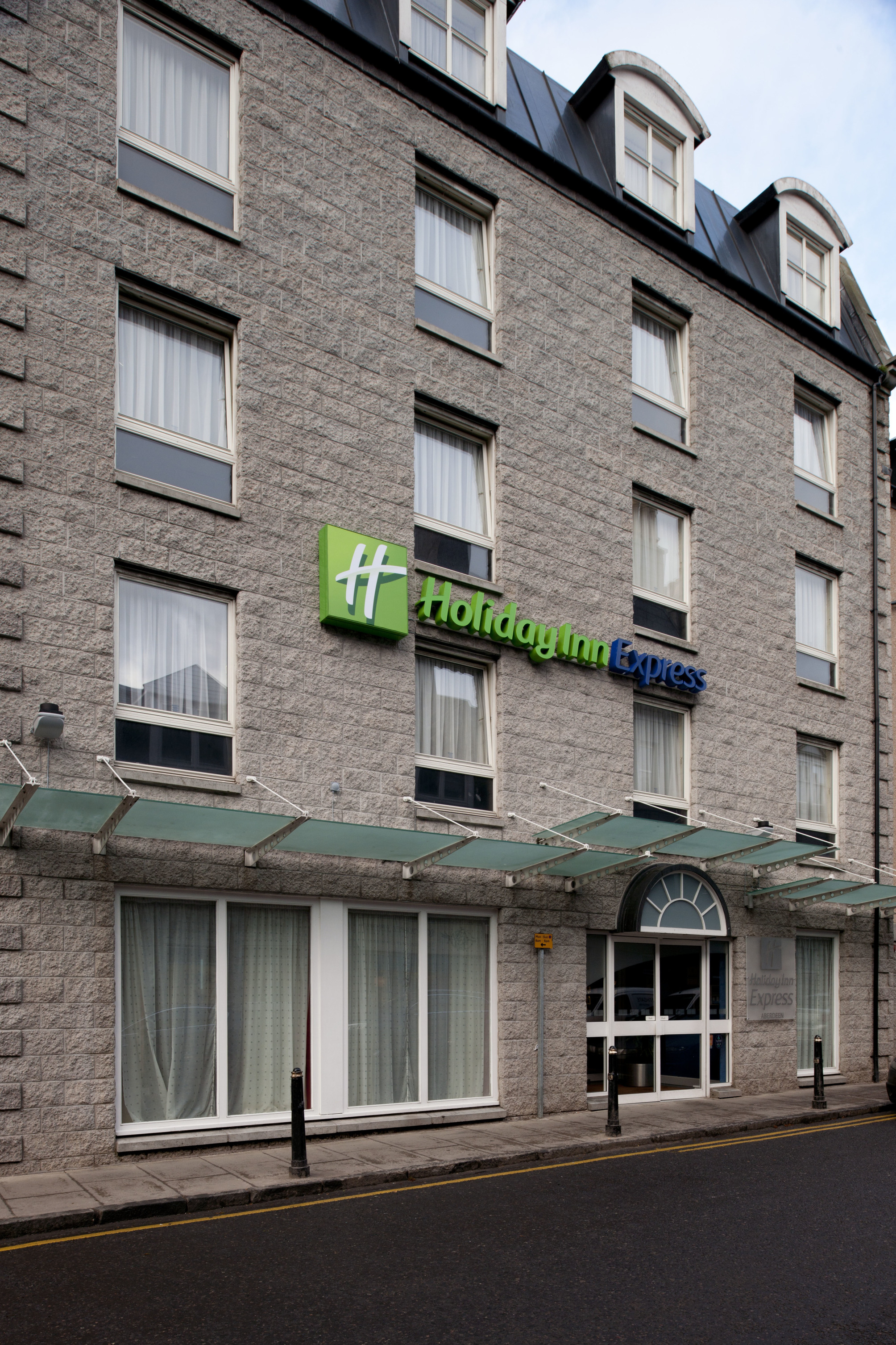 

Milano - Aberdeen - Holiday Inn Express Aberdeen City Centre