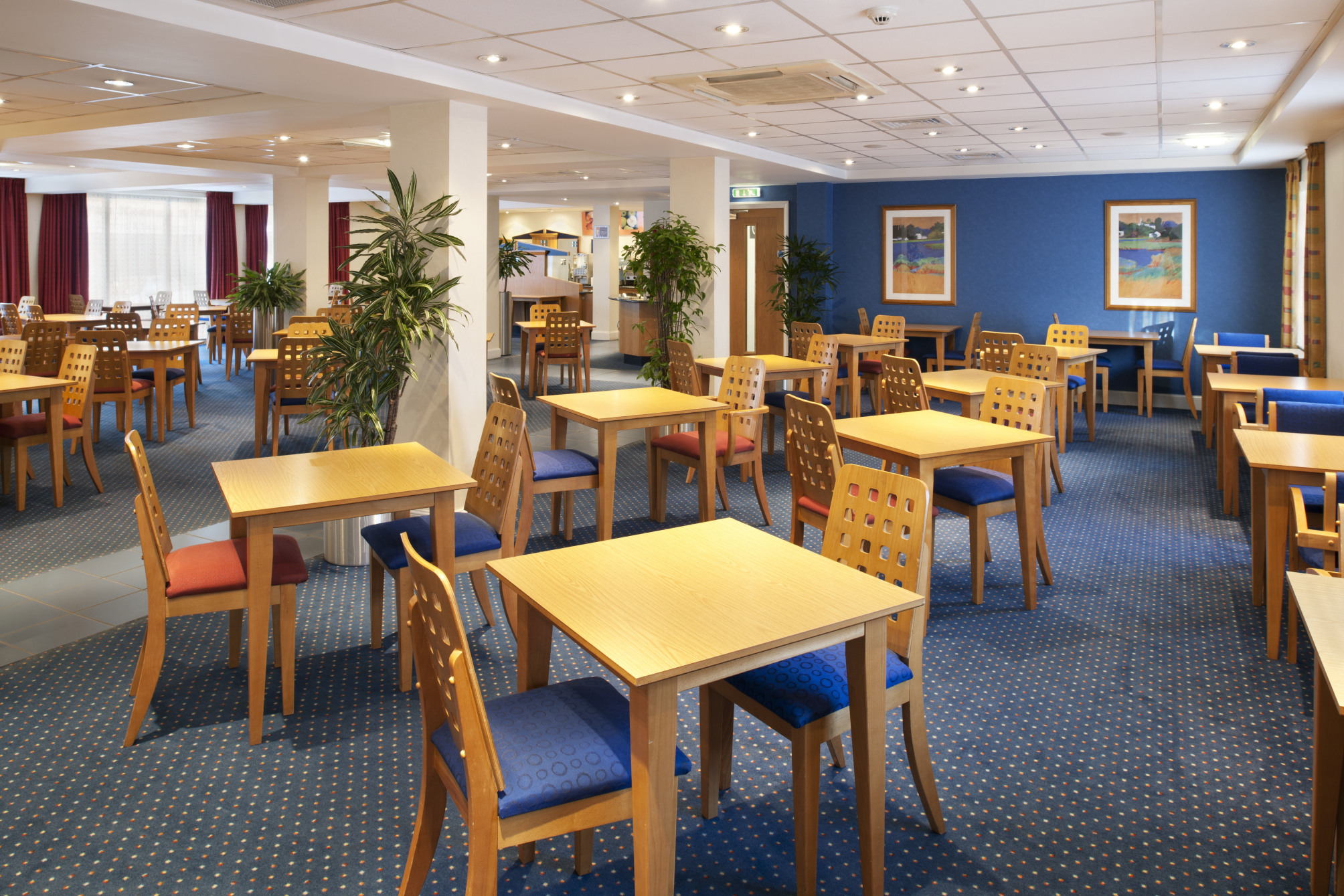 

Roma - Aberdeen - Holiday Inn Express Aberdeen City Centre