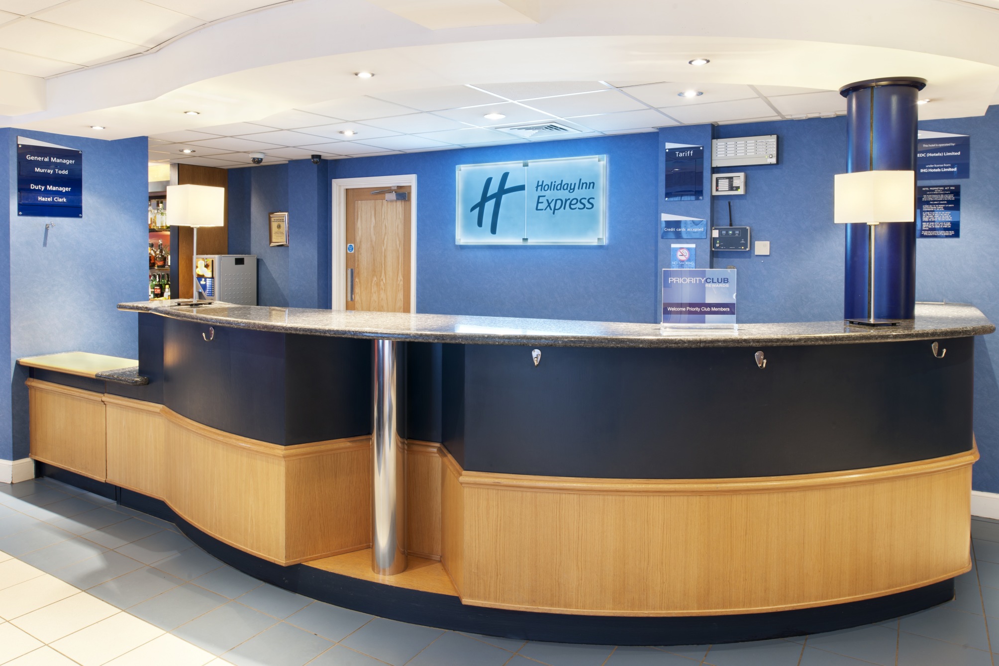 

Cagliari - Aberdeen - Holiday Inn Express Aberdeen City Centre