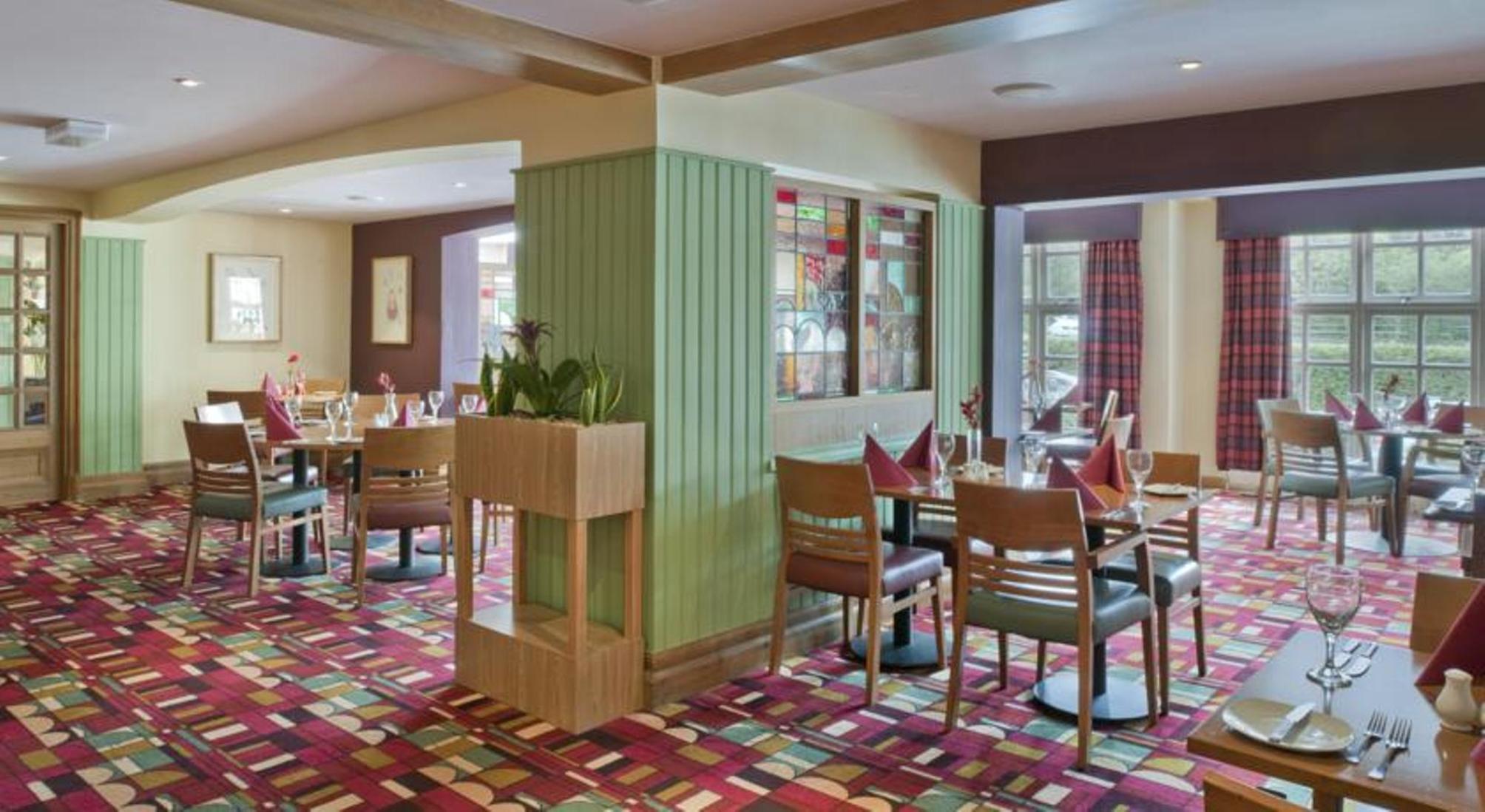 

Bologna - Manchester Airport - Airport Hotel Manchester