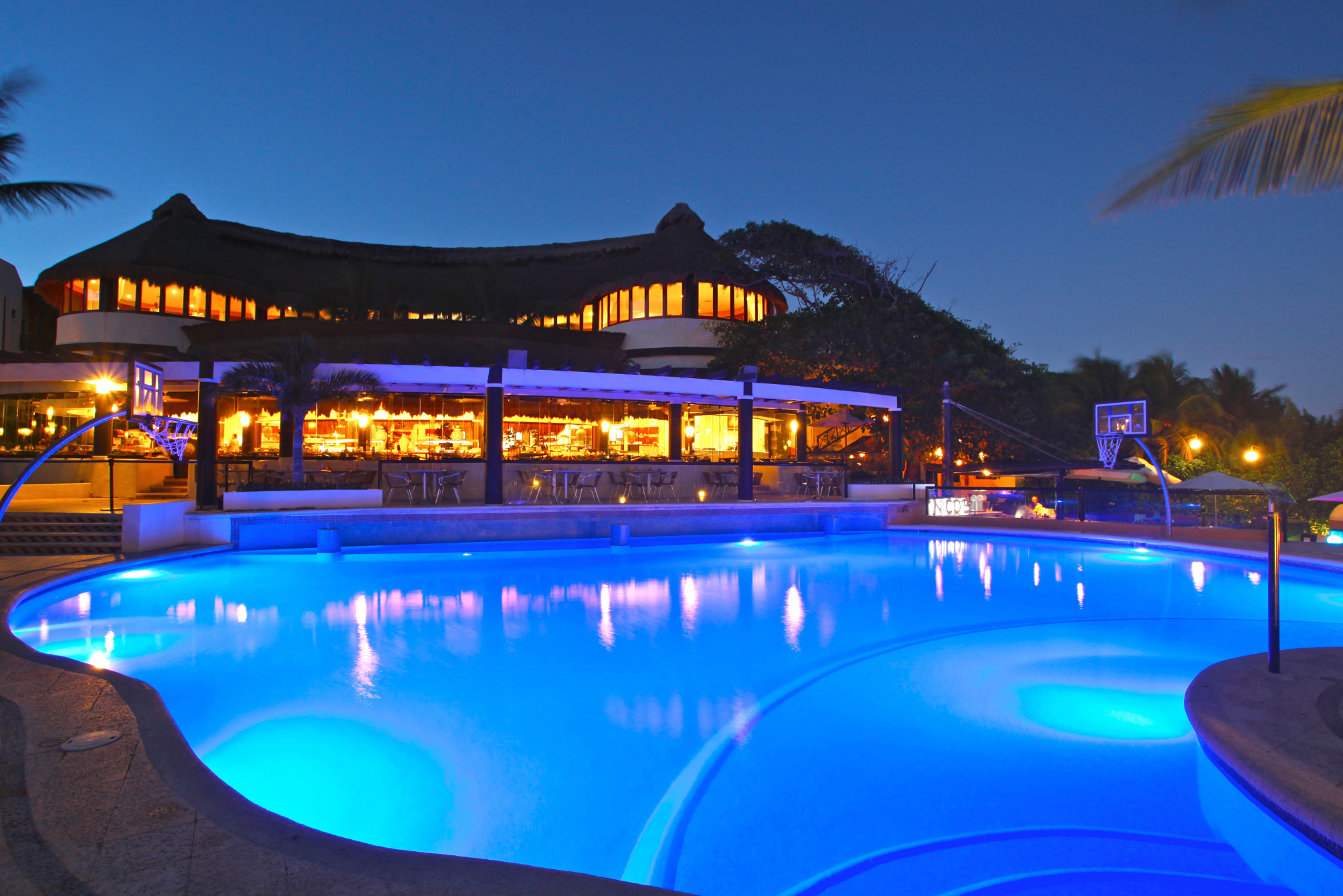 

Bari - Xcaret - The Reef Playacar Resort and Spa- Optional All Inclusive