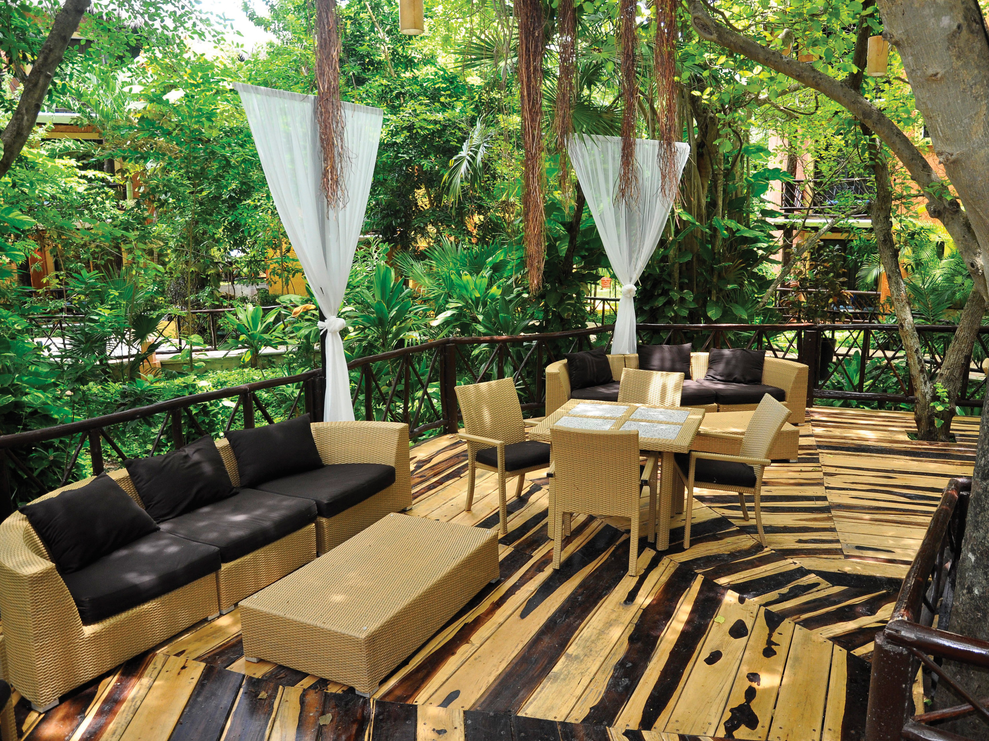 

Venezia - Xcaret - The Reef Playacar Resort and Spa- Optional All Inclusive