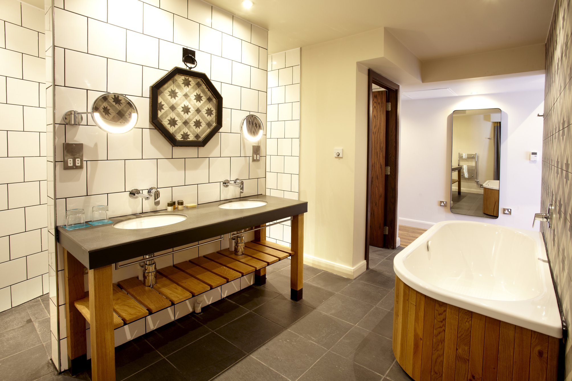

Bologna - York - Hotel Indigo York