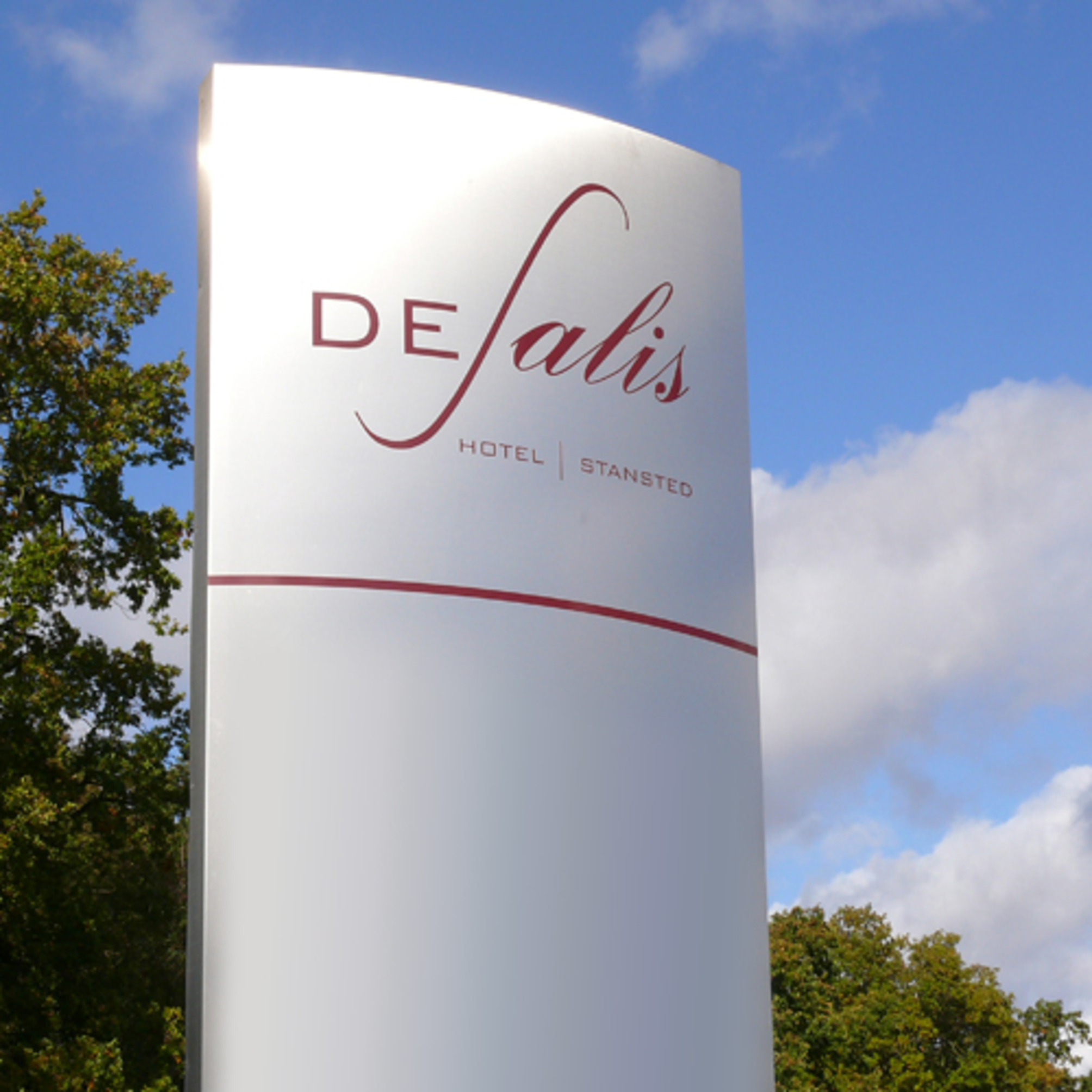 

Pescara - Stansted - Desalis Hotel Stansted