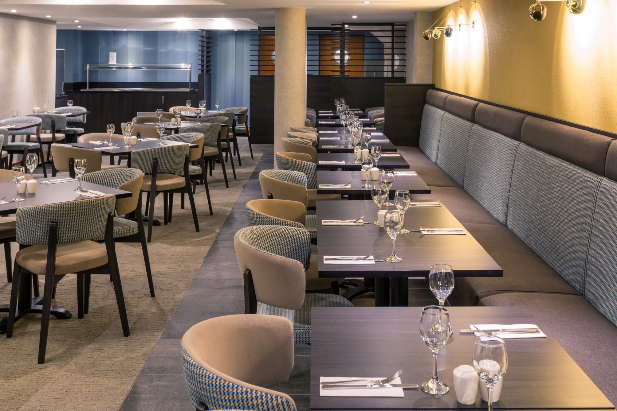 

Bologna - Staines - Mercure London Heathrow Airport