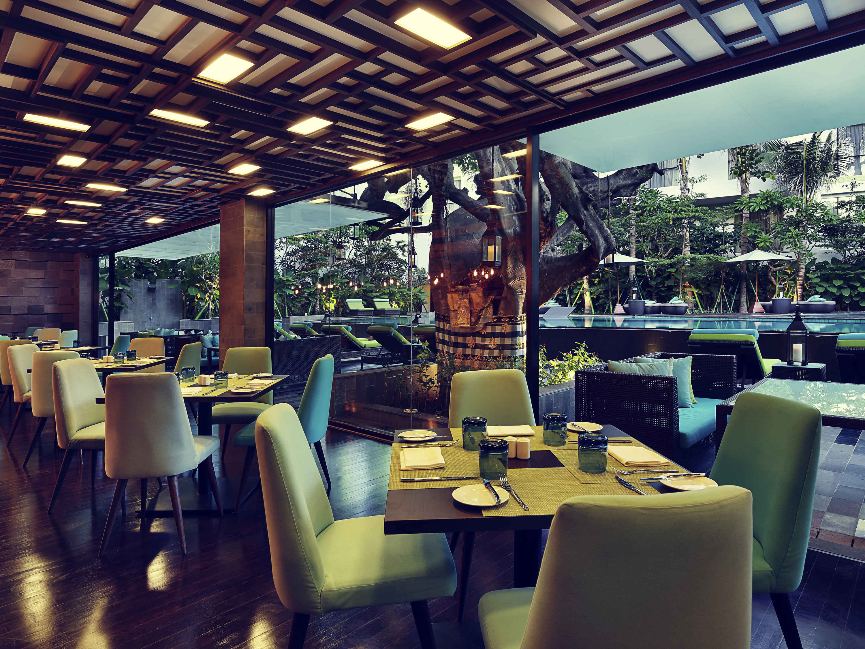 

Milano - Bali, Indonesia - Mercure Bali Legian
