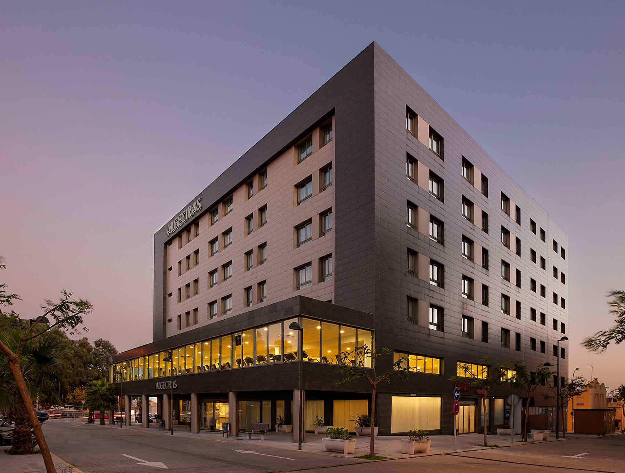 

Milano - Algeciras - Suittes Hotel