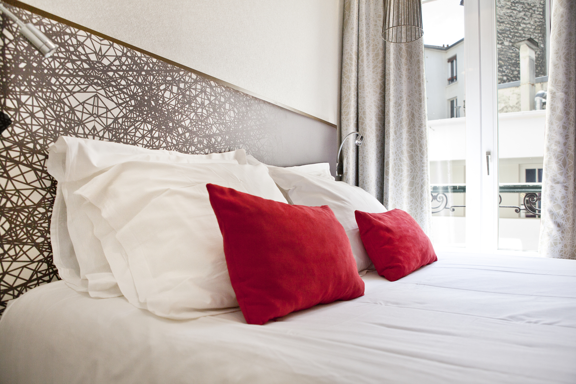 

Napoli - Courbevoie - Hotel Eiffel Segur