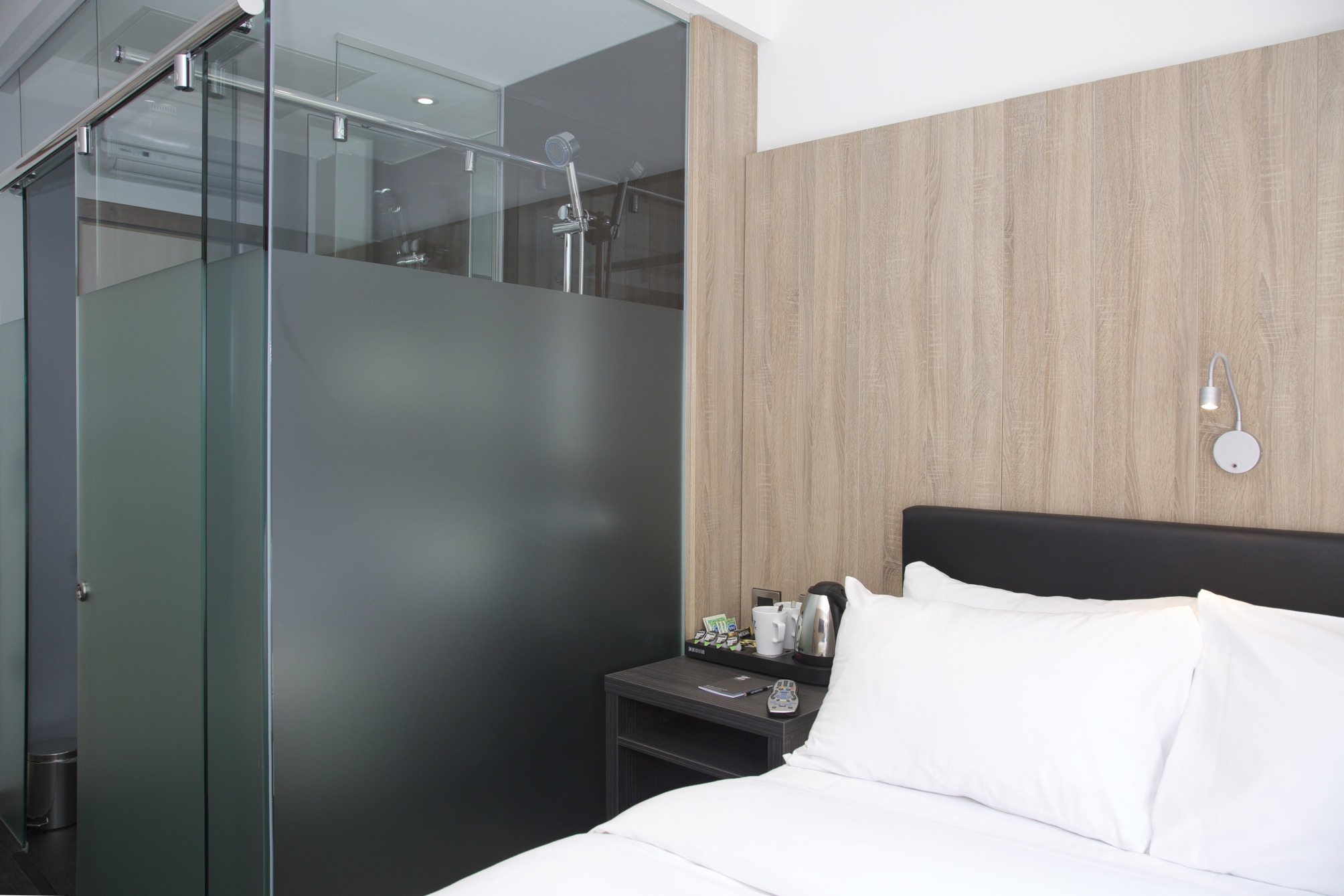 

Napoli - Glasgow - The Z Hotel Glasgow