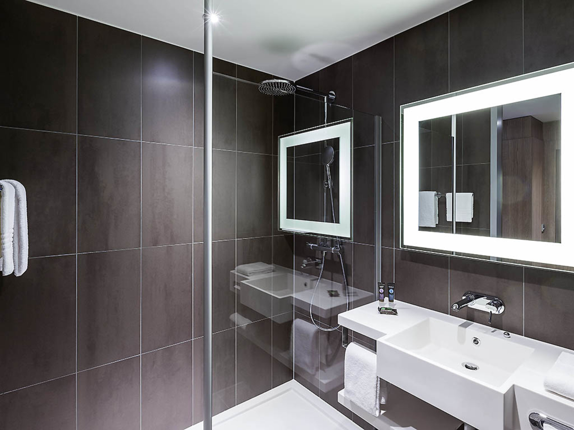 

Verona - Badhoevedorp - Novotel Amsterdam Schiphol Airport