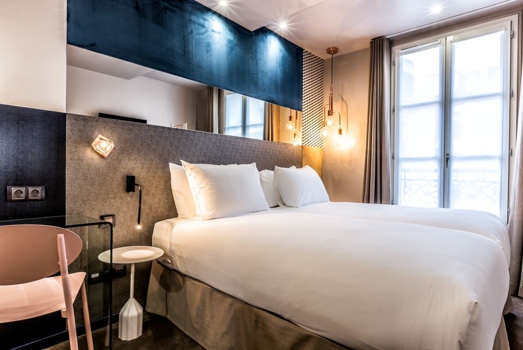 

Napoli - Clichy - Hotel Duette Paris