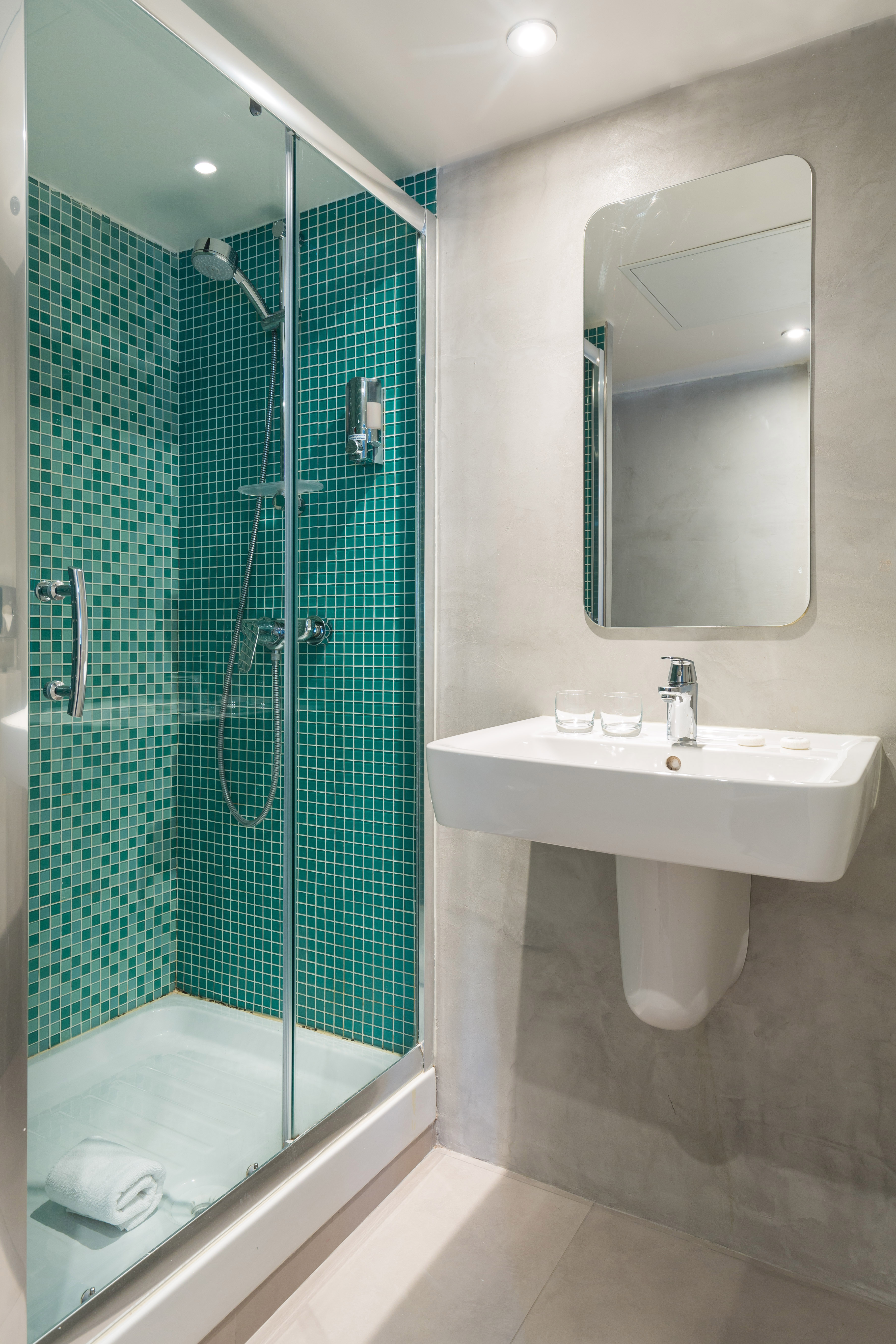 

Pisa - Issy-les-Moulineaux - Hotel Ohm by Happyculture